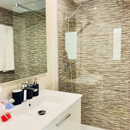 Lions House Apartment